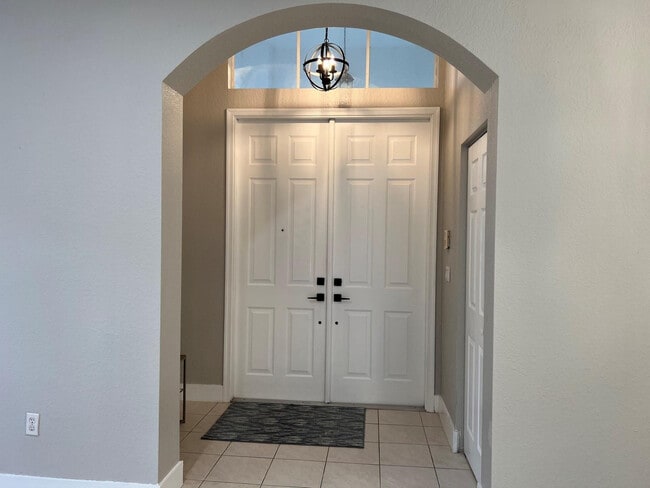 Foto del edificio - 4926 Ave