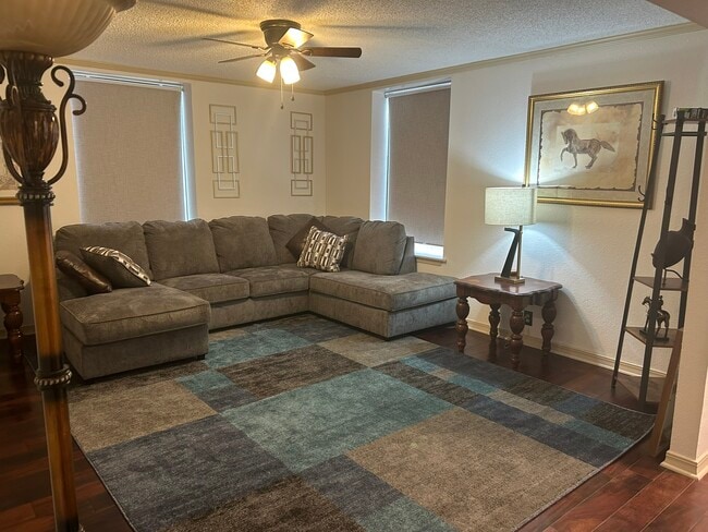 Building Photo - 331 Buena Vista Rd