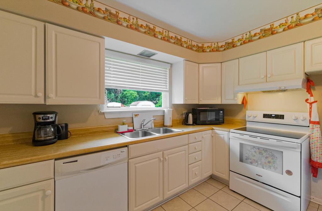 Foto principal - 3600 Bennett Rd