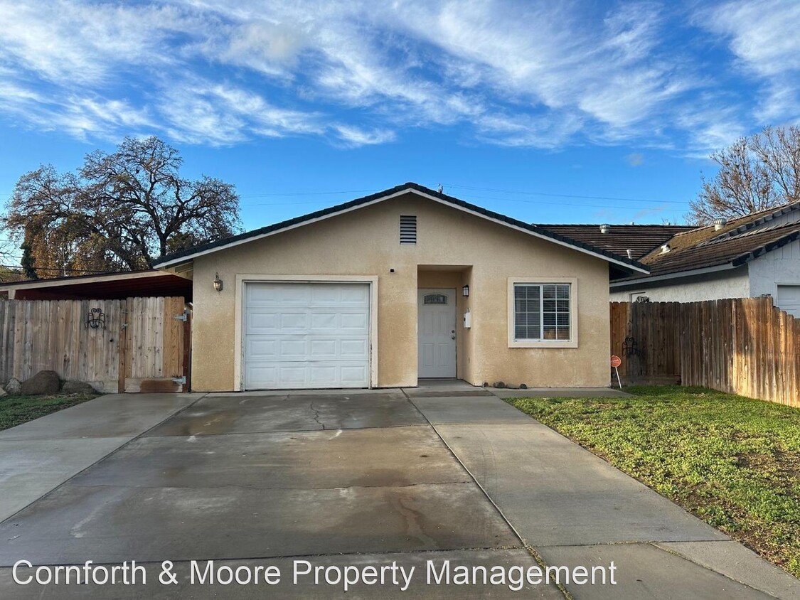 Primary Photo - 3 br, 2 bath House - 504 Orange Ave