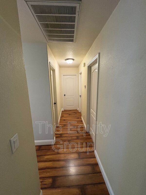 Foto del edificio - 3524 S Lincoln Ct