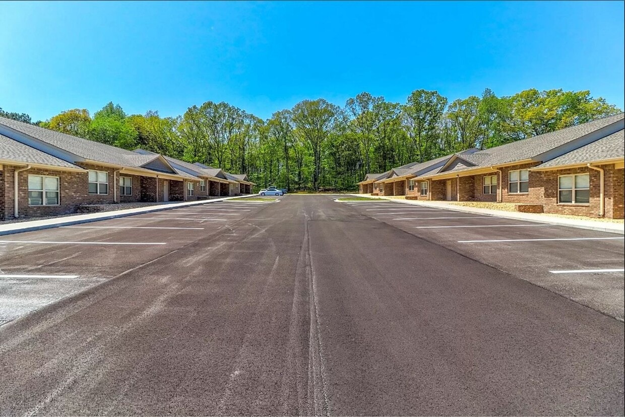 Primary Photo - 2/2 Apartment - Killen, AL