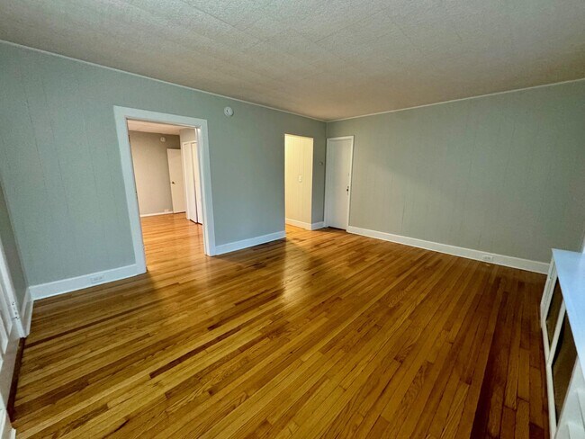 Foto del edificio - 315 Vincent Ave