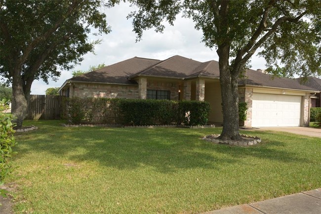 Building Photo - 14403 E Glen Willow Rd