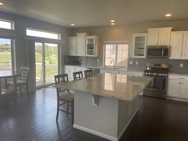 Foto del edificio - 8772 Briar Brush Ln