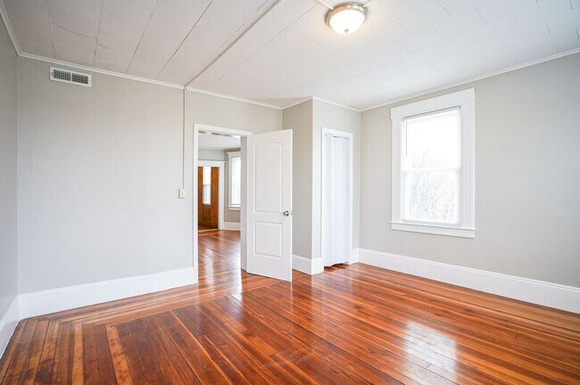 Foto del edificio - 10-12 River Street