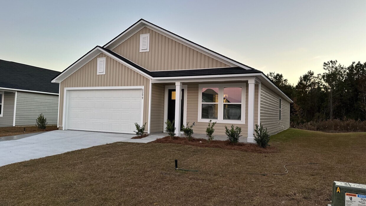 Building Photo - Brand-new Built