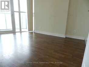 Building Photo - 60 Absolute Ave