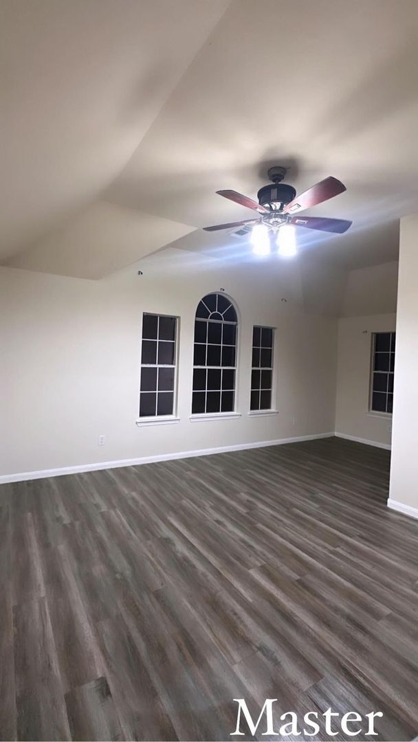 Building Photo - Charming 3 Bed Home in Houston
