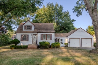 Building Photo - 997 Mohegan Trl
