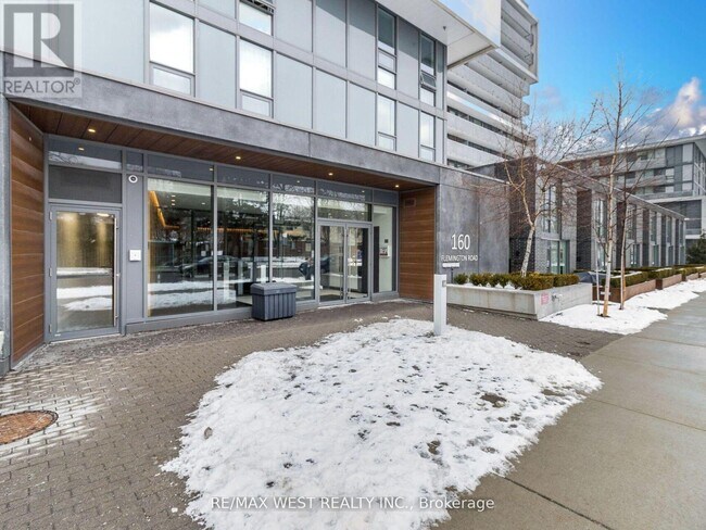 Photo du bâtiment - 160-160 Flemington Rd