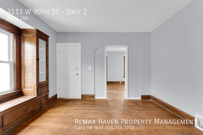 Building Photo - 3111 W 90th St