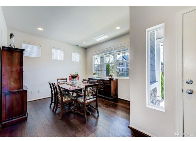 Guest sit out - 4756 S 323rd St