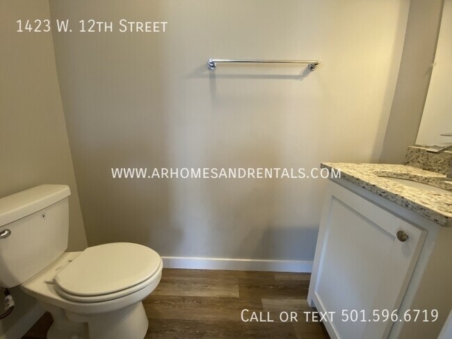 Foto del edificio - 1423 W 12th St