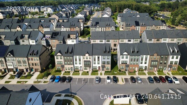 Foto del edificio - 7803 Yona Ct