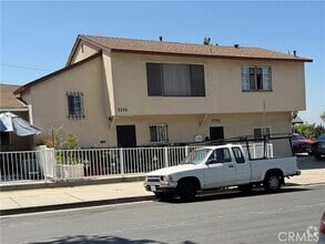 Building Photo - 3274 Folsom St