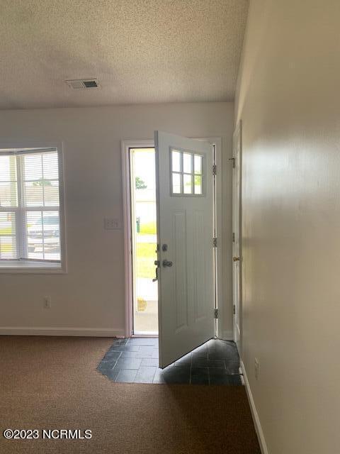 Foto del edificio - 707 Covington Ct