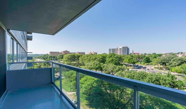 Enjoy amazing views of both the Museum District and Center City - Park Towne Place