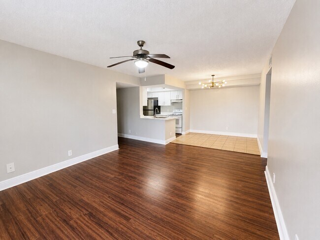Foto del edificio - 5612 Rock Island Rd