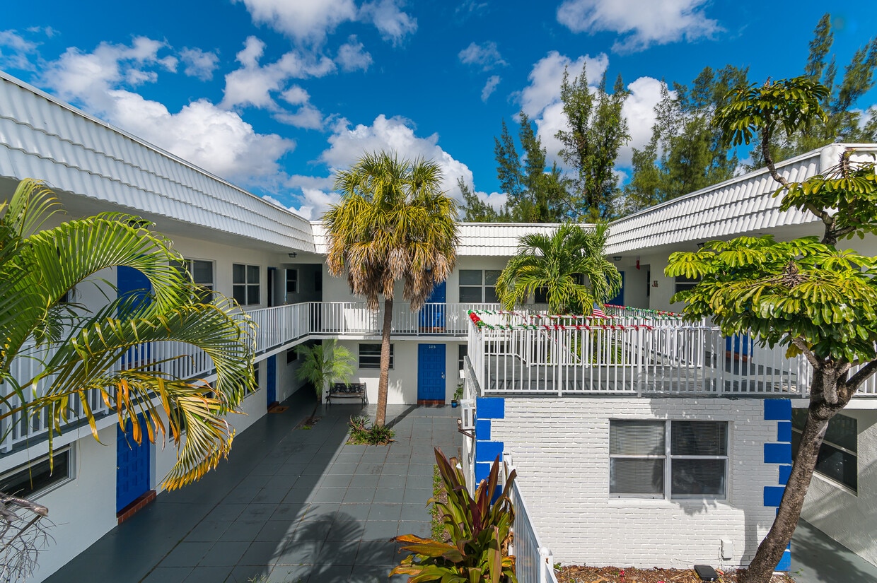 The Seagull Apartments in Oakland Park, FL