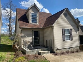 Building Photo - 1007 Brittany Park Dr