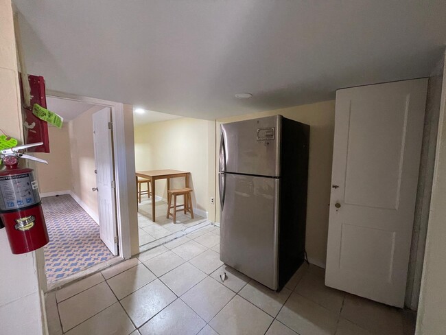 Building Photo - 7247 Charles St