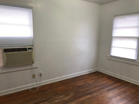 Building Photo - 317 N Grand Ave