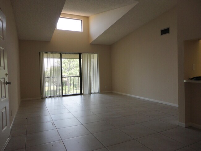 Foto del edificio - 617 Sea Pine Way