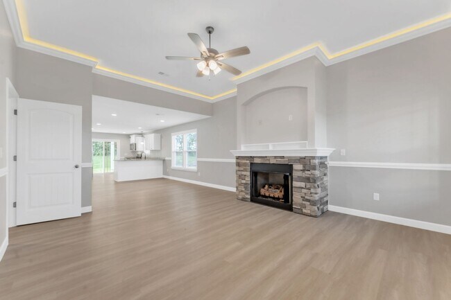 Foto del edificio - Modern 3-Bedroom Home with Granite Counter...