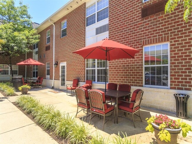 Foto del edificio - Arbor Crest 62+ Senior Apartments