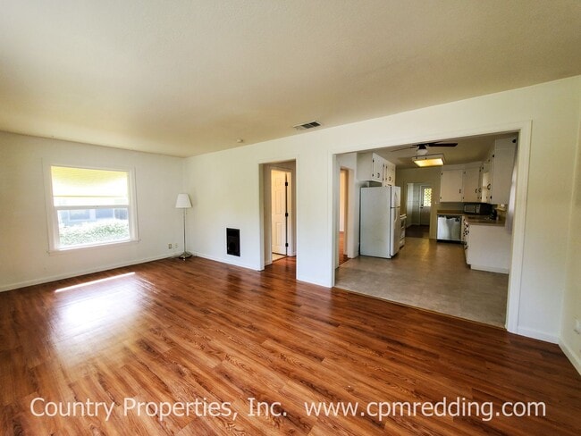 Foto del edificio - Garden Tract Charmer Coming Available March 20th! 2 Bedrooms plus Bonus Room