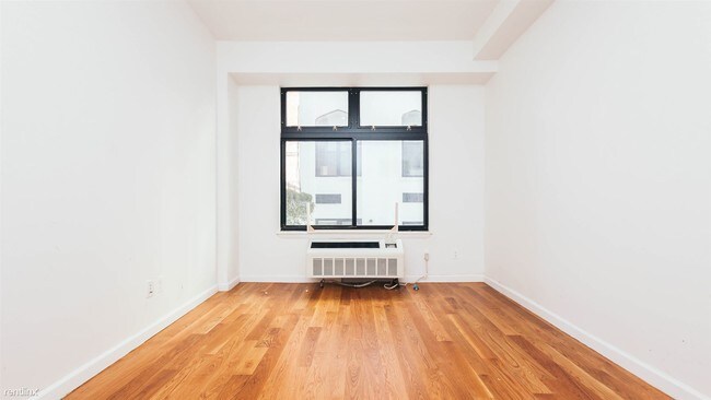 Foto del edificio - 616 Bushwick Ave