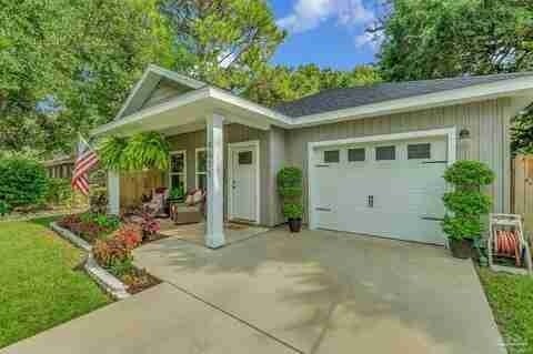 Primary Photo - 4675 Geneva Dr
