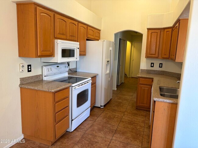 Foto del edificio - 222 W Caroline Ln