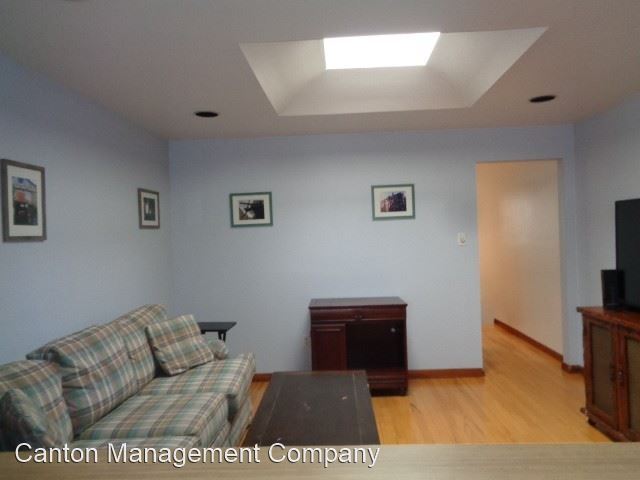 Foto del edificio - 933 S Clinton St