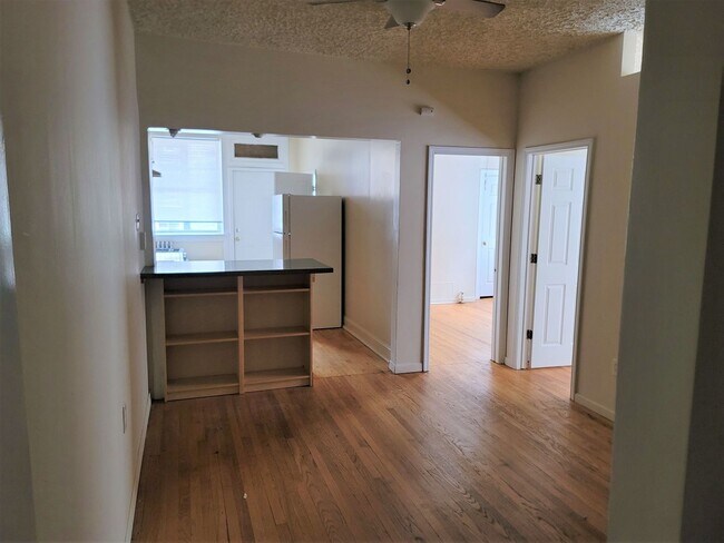 Foto del edificio - 4408 N Magnolia Ave