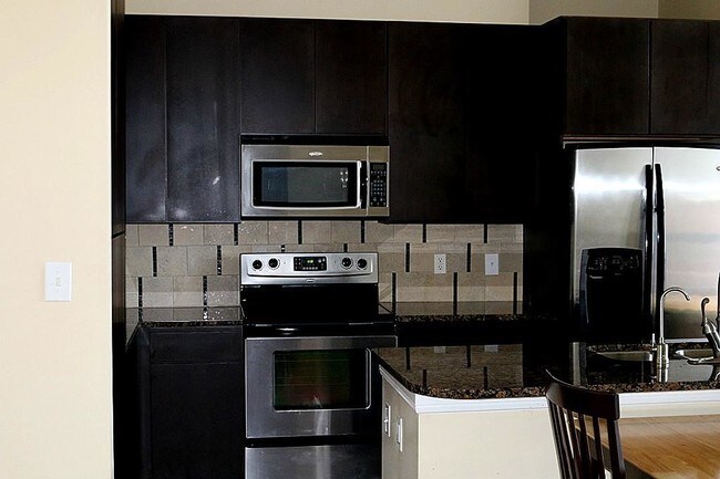 Foto del edificio - 300 St Joseph Pkwy