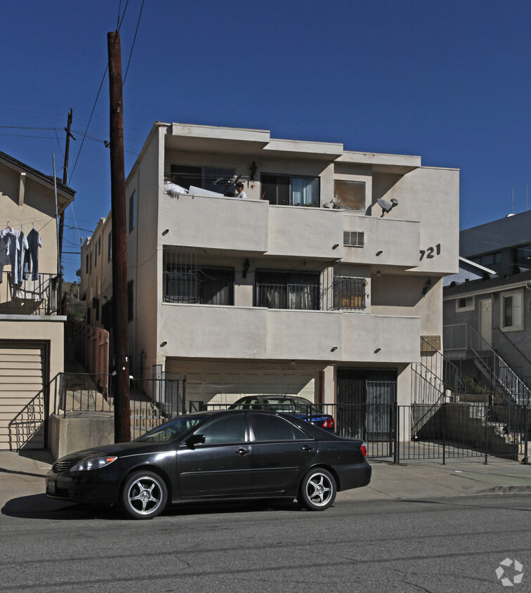 Building Photo - 721 New Depot St