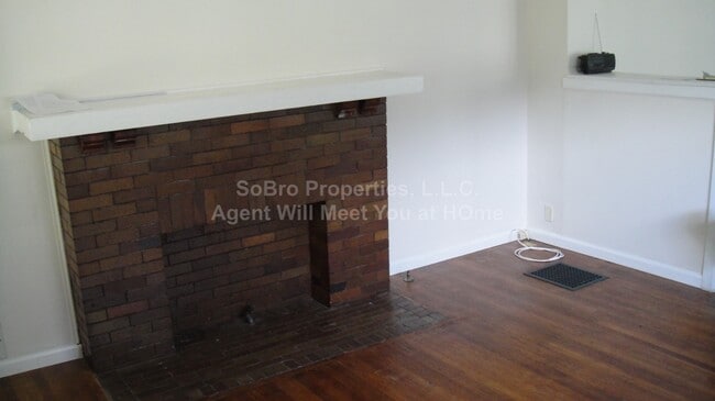 Foto del edificio - 4054 North Park Avenue