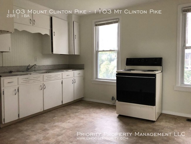 Foto del edificio - 1103 Mt Clinton Pike
