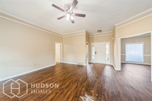 Foto del edificio - NOW AVAILABLE! - 8960 Rowley Dr, Memphis, ...