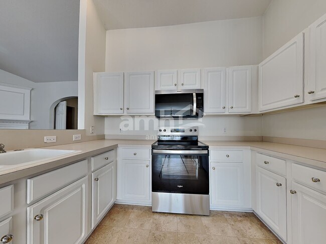 Foto del edificio - 11 Lake Linden Ct