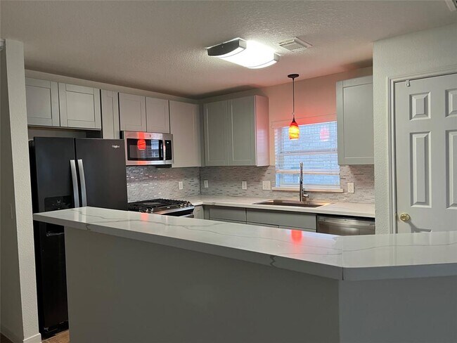 Foto del edificio - 17311 Stone Peaks Dr