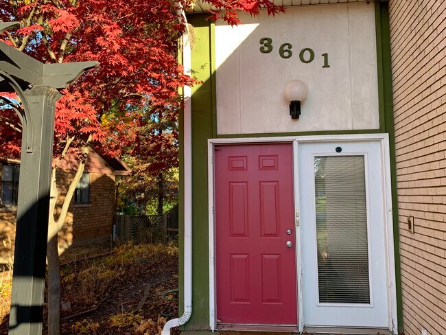 Foto del edificio - 3601 W Richwoods Blvd