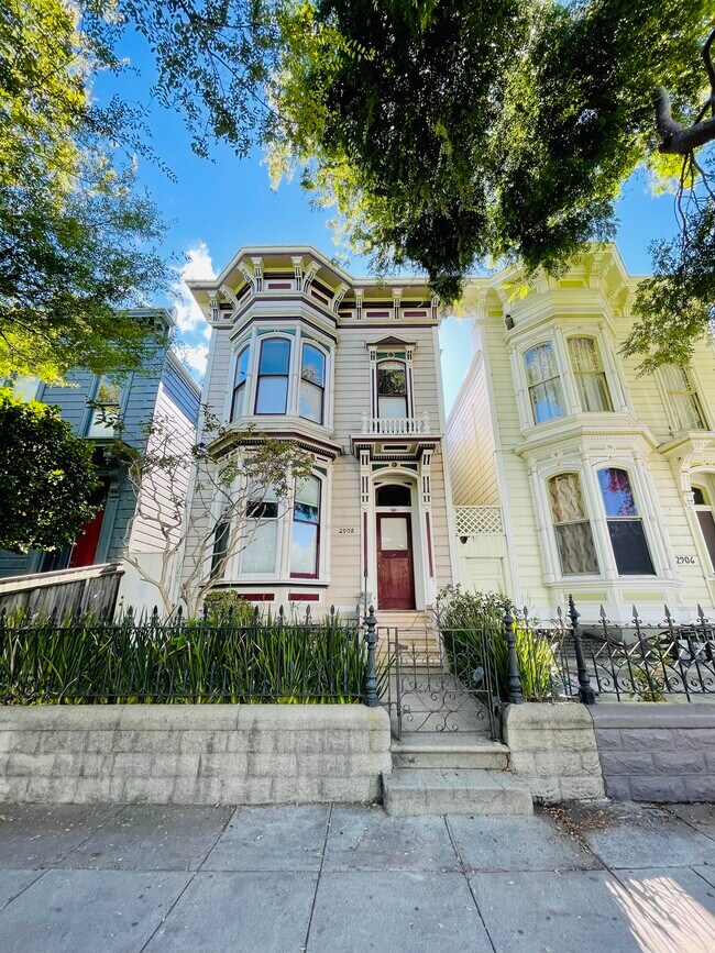 Building Photo - 2908 Folsom St