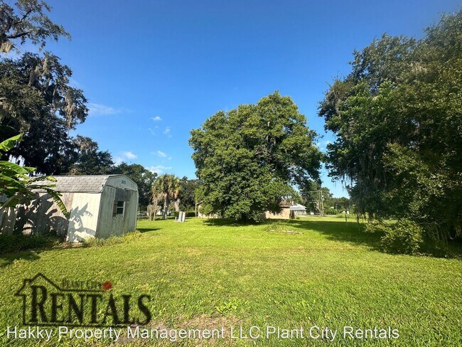 Building Photo - 3 br, 1 bath House - 2812 Clemons Rd
