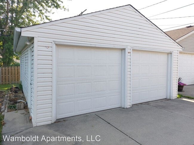 Building Photo - 3 br, 2 bath House - 2626 Oregon Street