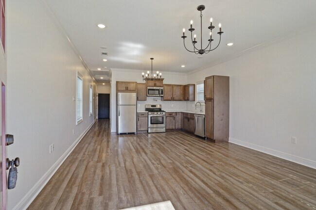 Building Photo - 2625 Sage St