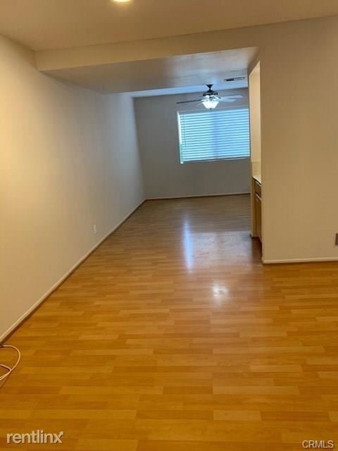 Building Photo - 3 br, 2.5 bath Condo - 509 W Duarte Rd Unit 2