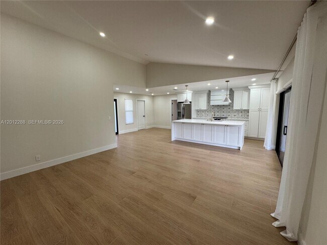 Foto del edificio - 9234 Southampton Pl
